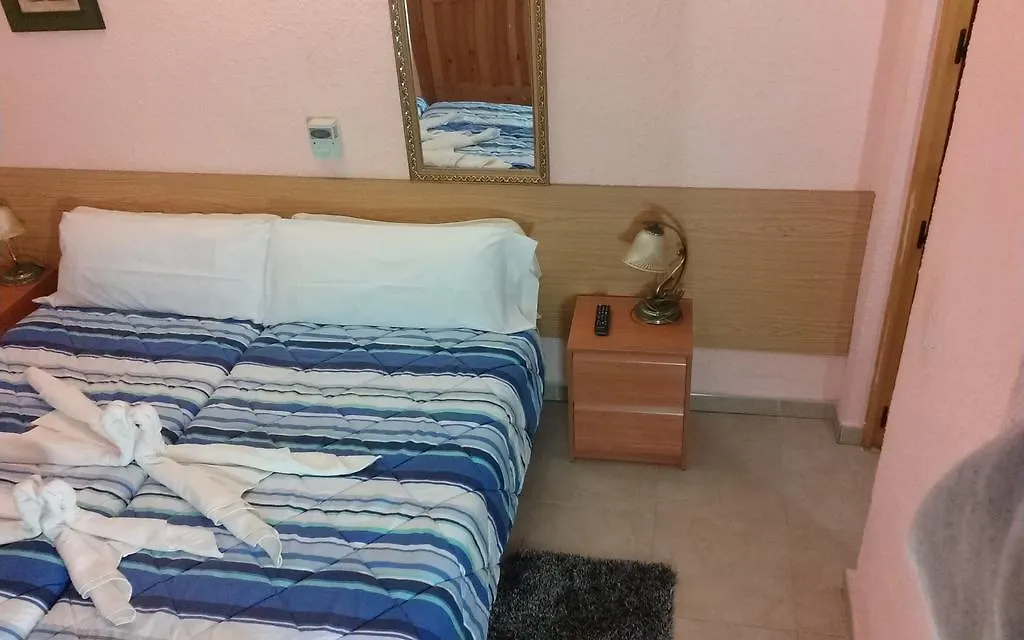 Hostal El Patio Alhaurín de la Torre 0*,  España