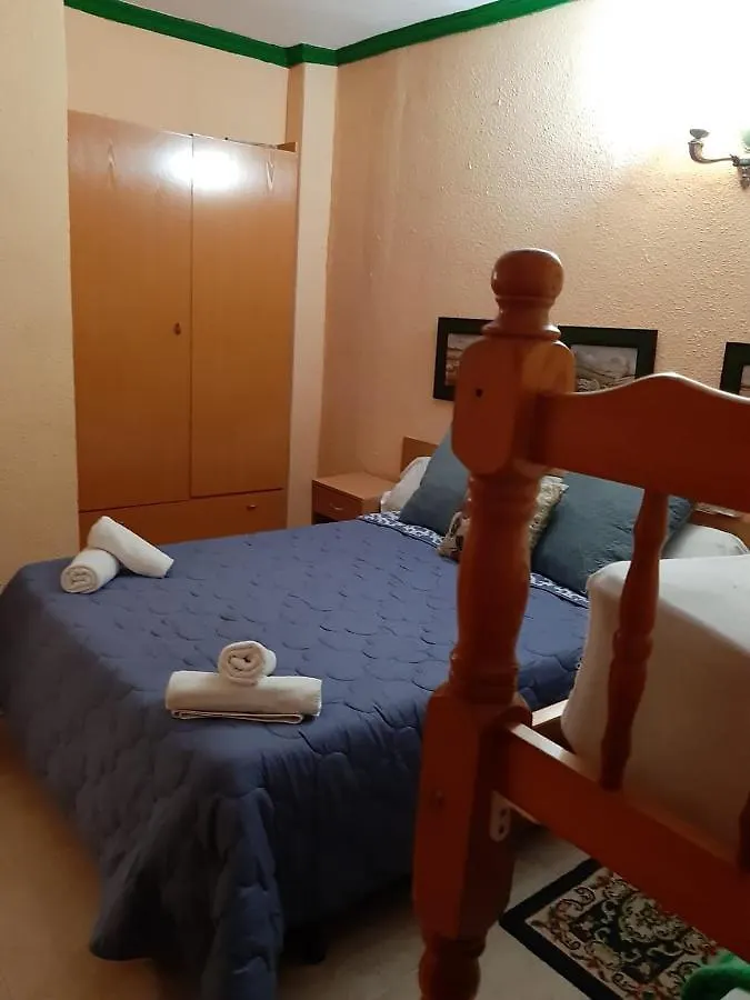 게스트하우스 Hostal El Patio 알하우린데라토레 스페인