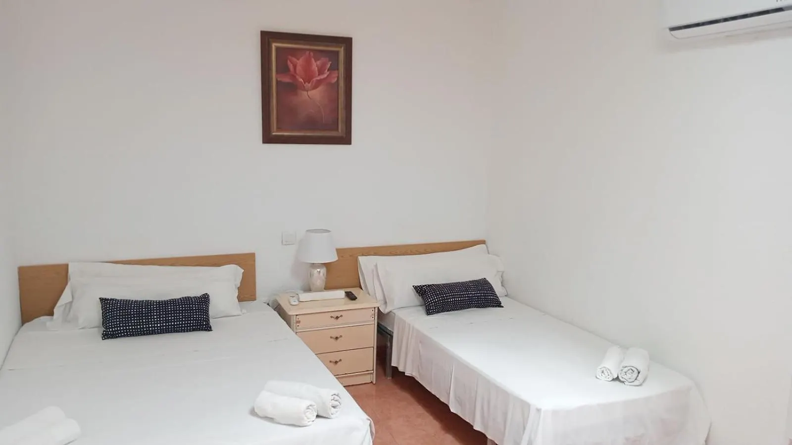 Hostal El Patio 알하우린데라토레 게스트하우스